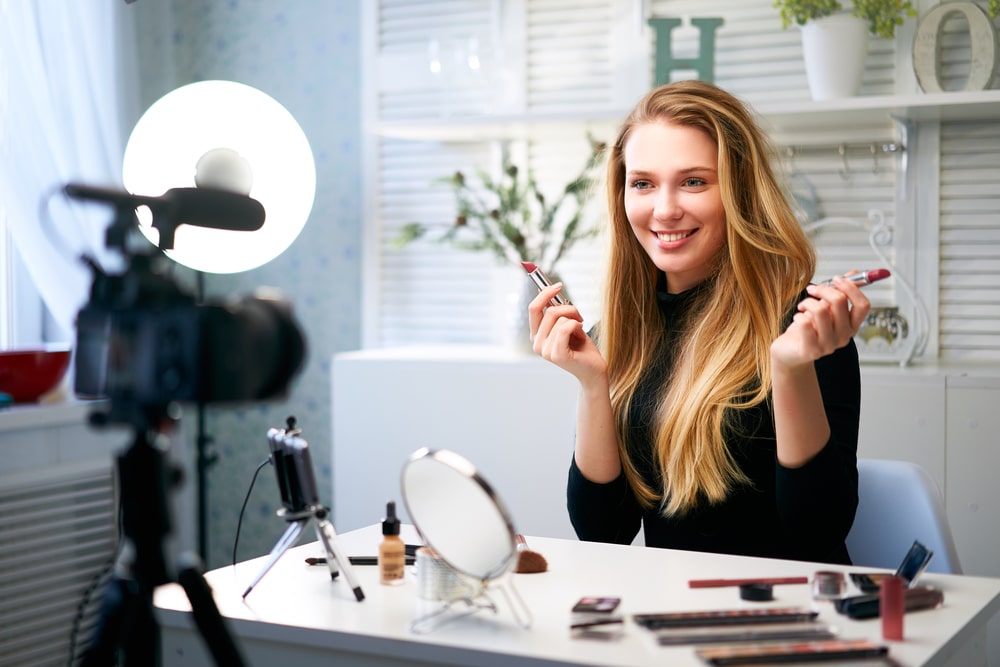 Brand Identity with Social Media Marketing Strategy