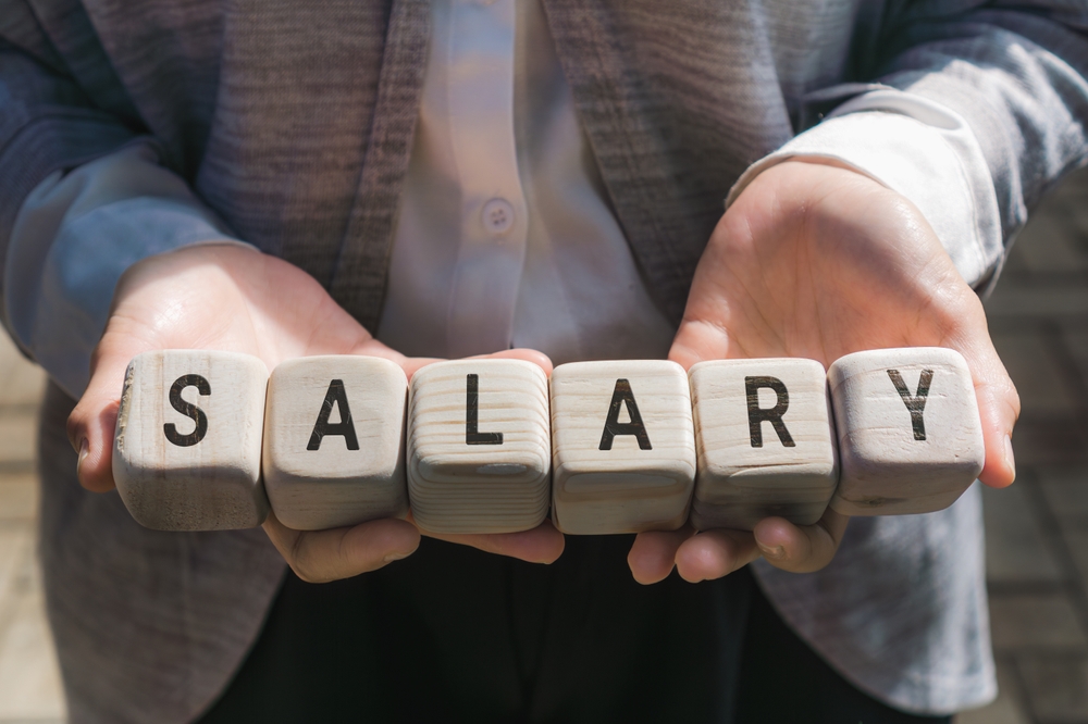 content marketing specialist salary dallas